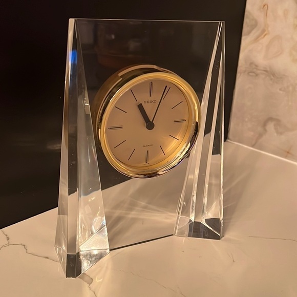 Lucite MCM Modern Art Deco Seiko Quarts Mantle Clock - Works Perfectly - Picture 1 of 8